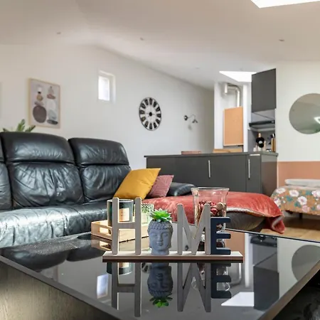 Hyper Centre, De Charme Appartement